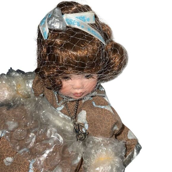 Marie Osmond Fine Collectibles Hershey’s Kisses Porcelain Doll - Picture 3 of 9